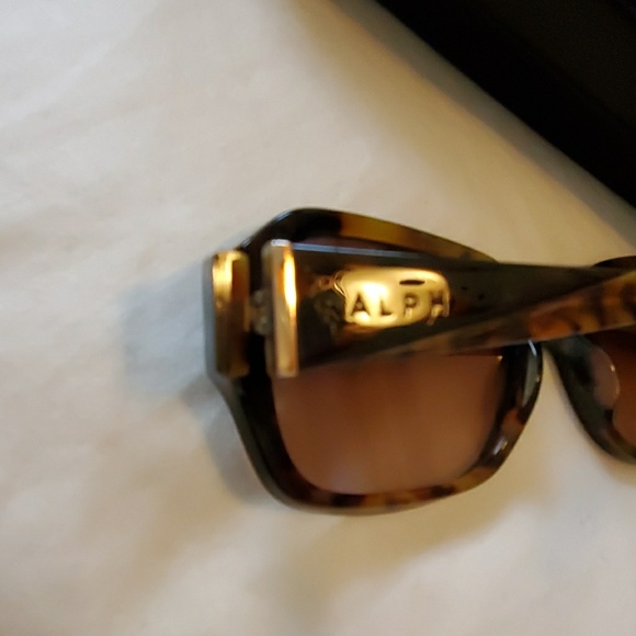 Ralph Lauren Sunglasses - Picture 5 of 8